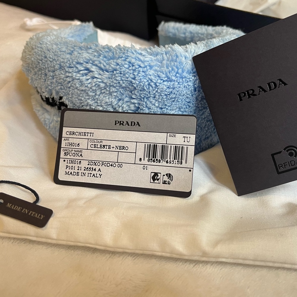 Blue puffy Prada headband - Picture 4 of 5